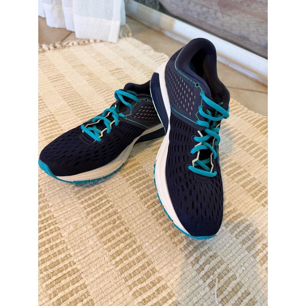 Brooks Ravenna  Women sz 10 Navy Blue Running Shoes 1202691B452